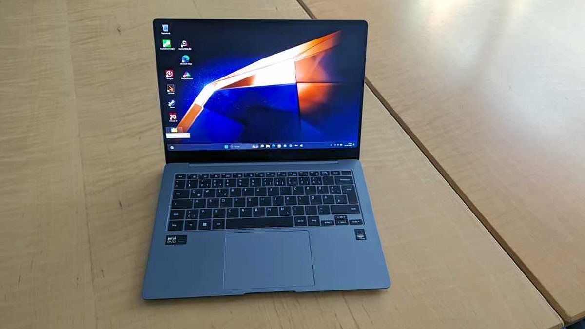 Samsung Galaxy Book Pro Review: A Lightweight Powerhouse For Students